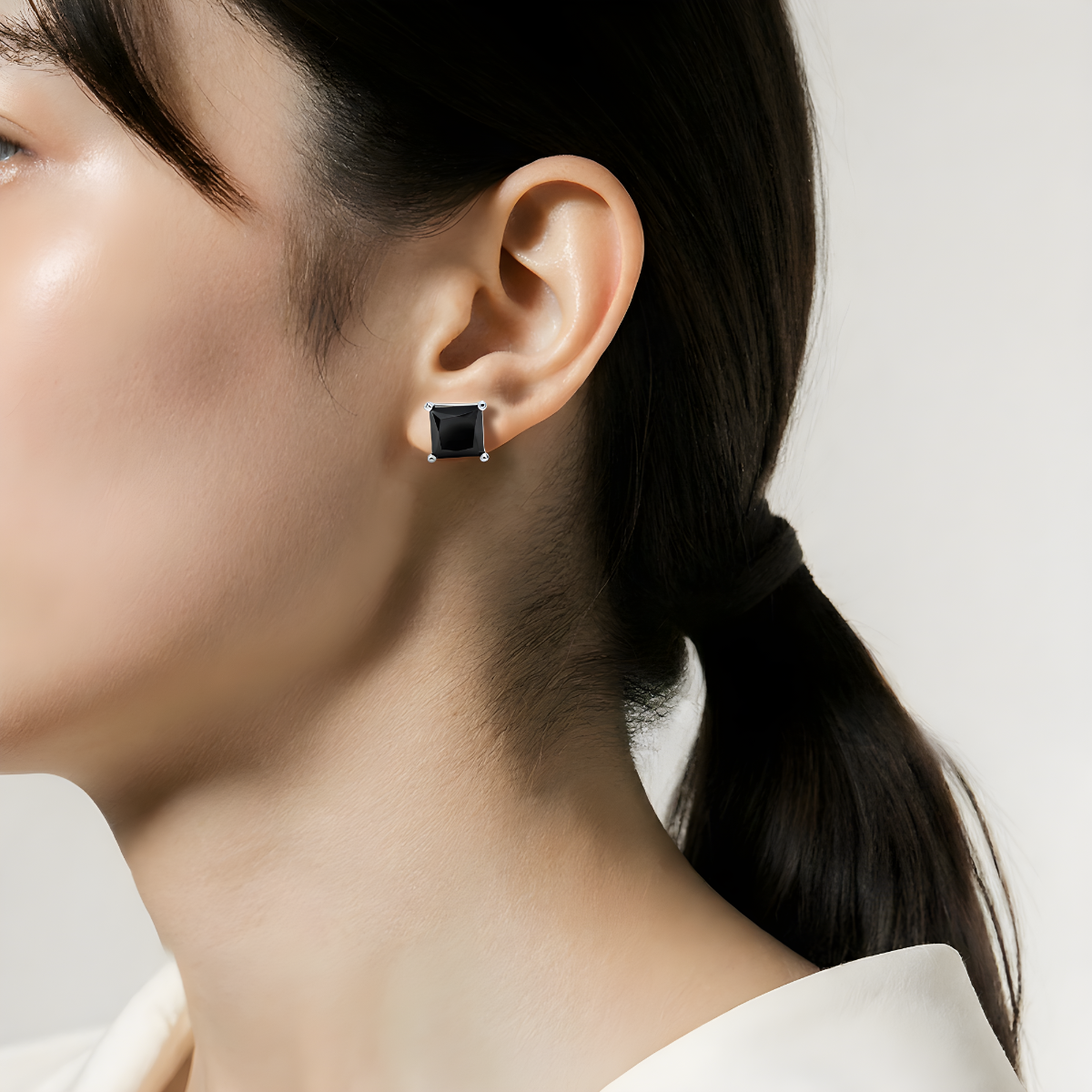 Sterling Silver (With Rhodium Protection)