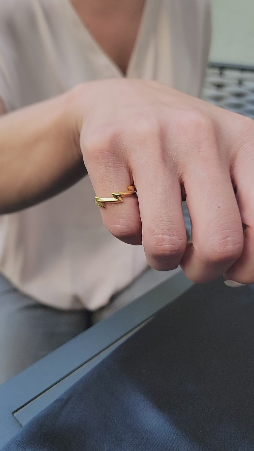 -STRIKING Lightning Bolt Ring